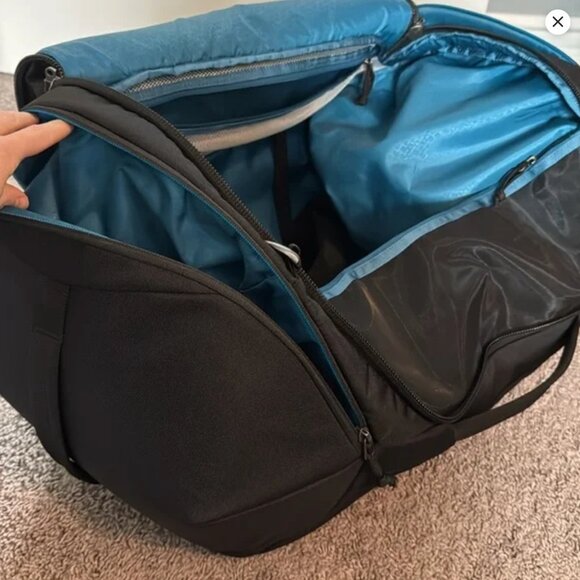Thule duffle, 60L - Picture 6 of 13